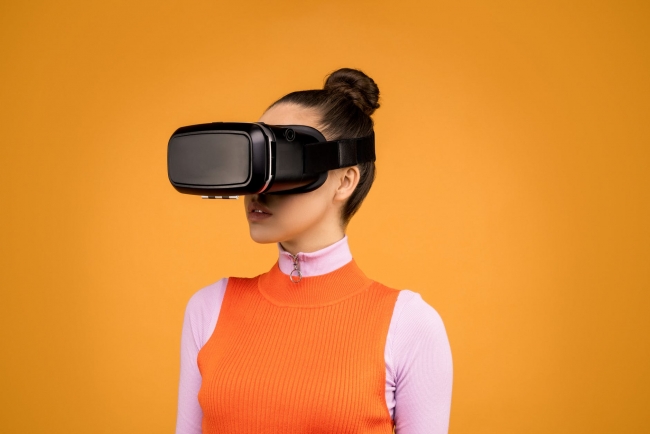 Чтоб лучше видеть: как и где бизнес применяет VR-технологии